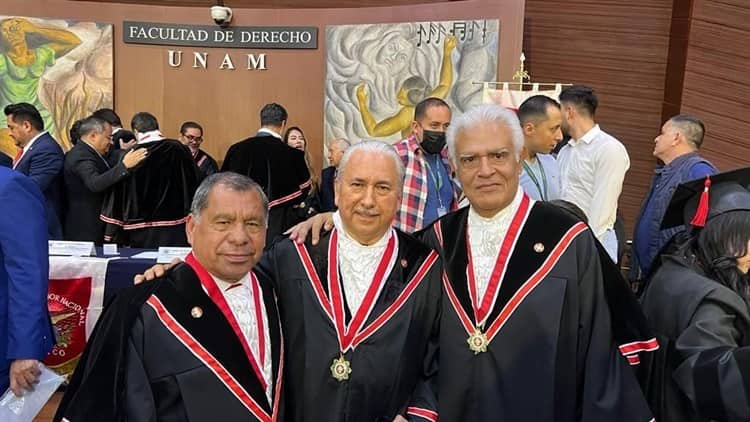 Incorporan a juristas y empresario a la Legión de Honor Nacional de México