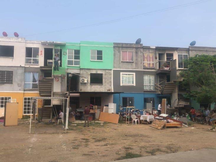 Desalojan a más de 100 familias en fraccionamiento Hacienda Sotavento, en Veracruz (+Video)