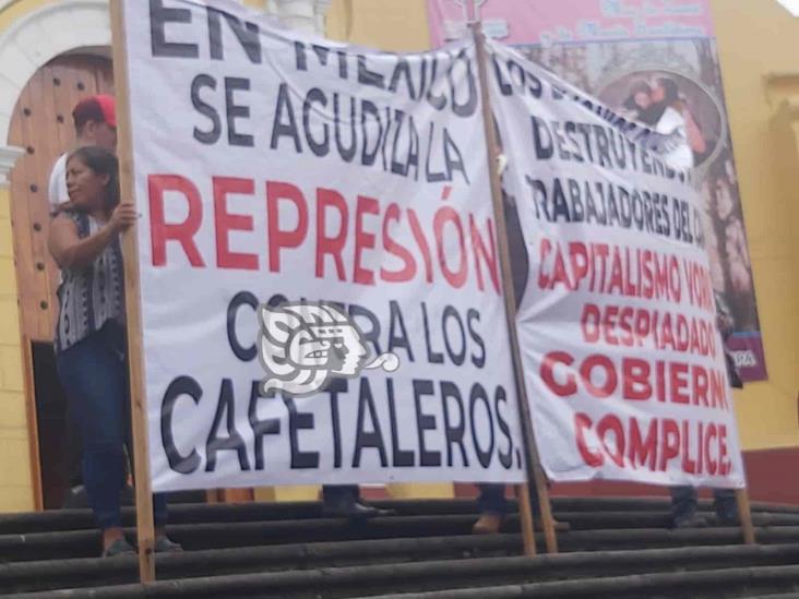 Pacífica lucha cafetalera en Veracruz sufre represión despiadada (+Video)