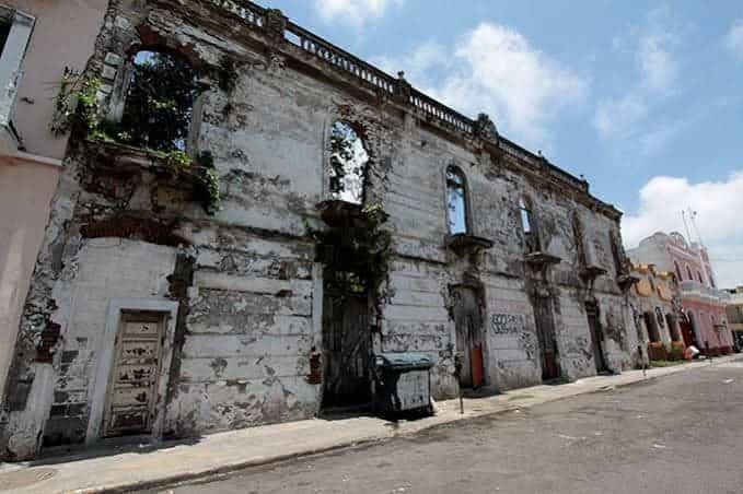 Centro Histórico de Veracruz, atrapado entre la burocracia del INAH, y el desinterés de propietarios de inmuebles.