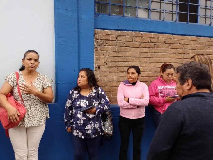 Señalan a docente de Orizaba por maltratar a alumnos (+Video)