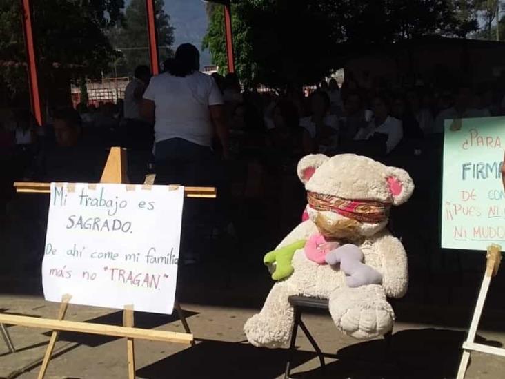 Protestan docentes de Zona Escolar 23 contra jefa de Enseñanza
