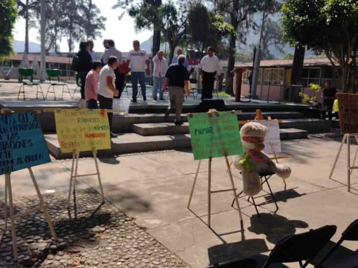 Protestan docentes de Zona Escolar 23 contra jefa de Enseñanza