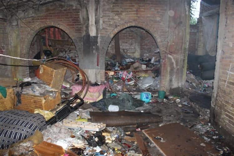 Tras riña, hombre intentó incendiar casa abandonada en Veracruz