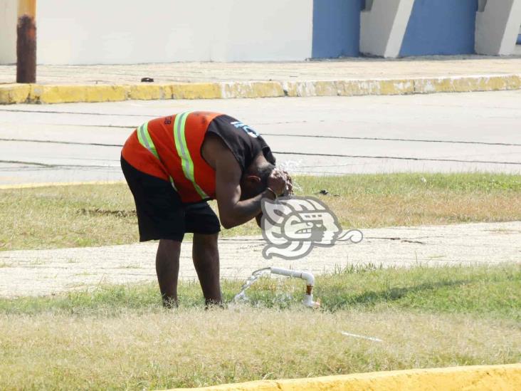 ¡Calorón y sin agua! sensación térmica llega  a 42 grados en Coatzacoalcos