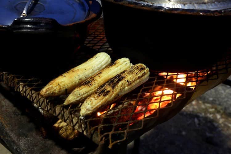 Sazón del Istmo: esquites con tuétano y camarón