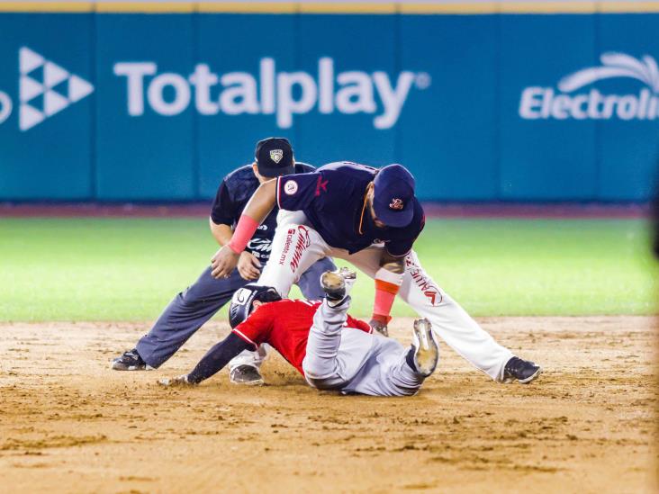 Pierde El Águila juego y serie en su casa