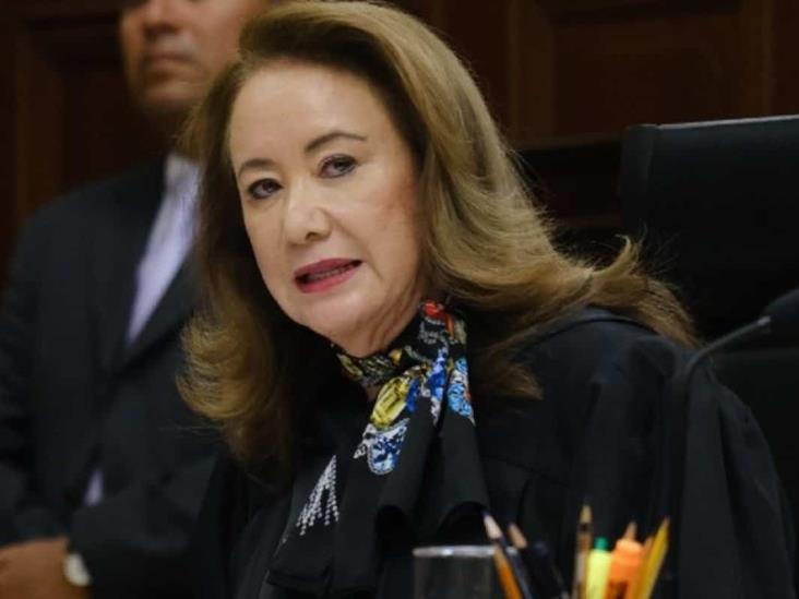 Yasmín Esquivel: Abogados exigen a UNAM cerrar caso por plagio