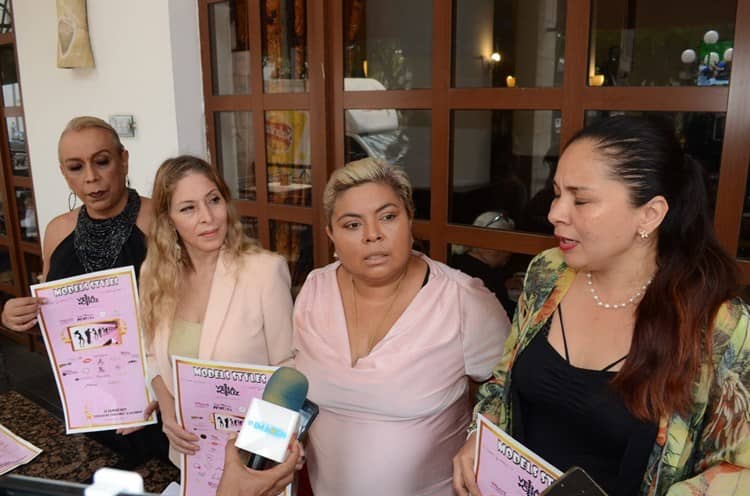 Estilitas realizarán desfile de modas con modelos propios en el Zócalo de Veracruz