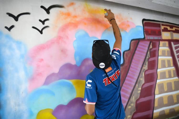 Con murales, buscan embellecer Centro Histórico de Veracruz