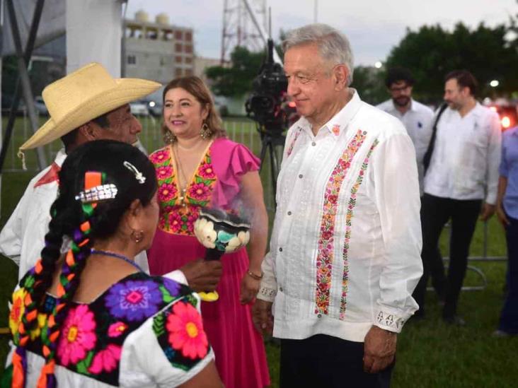 Programas del Bienestar llegaron para quedarse, AMLO garantiza futuro digno a veracruzanos (+Video)