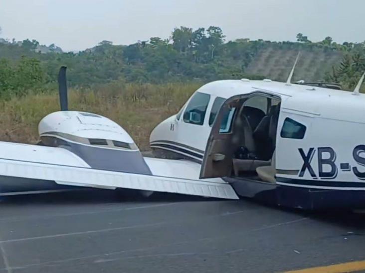 Avioneta aterriza de emergencia en autopista Tihuatlán-Totomoxtle