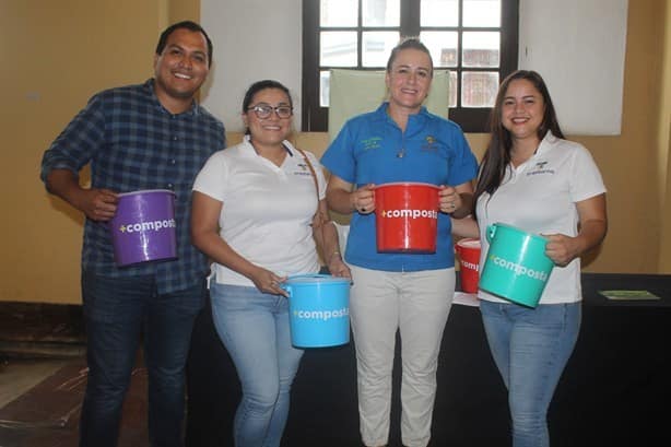 Alumnos presentaron exposición ‘Jóvenes: Arte y Compromiso Ambiental’