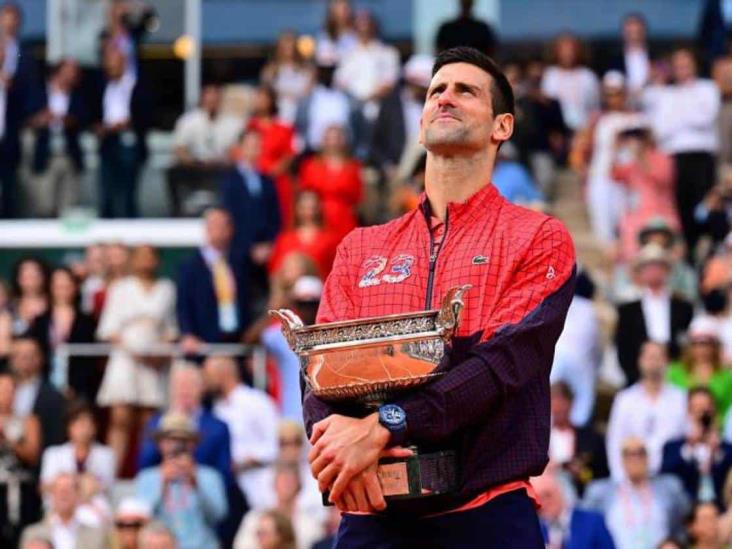 Vuelve Novak Djokovic a la cima del tenis mundial