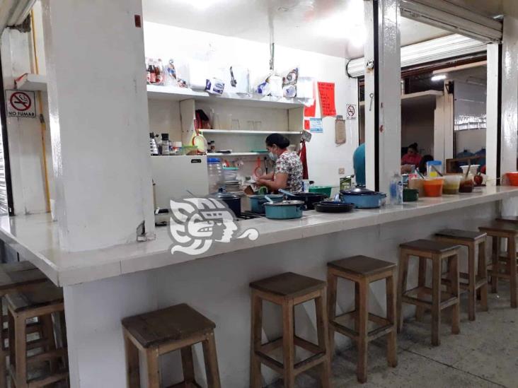 Restaurantes de Xalapa buscan reducir plásticos de un solo uso