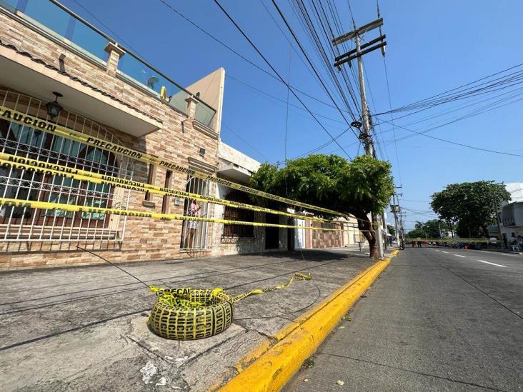 Por falta de luz, vecinos bloquean avenida Flores Magón de Veracruz