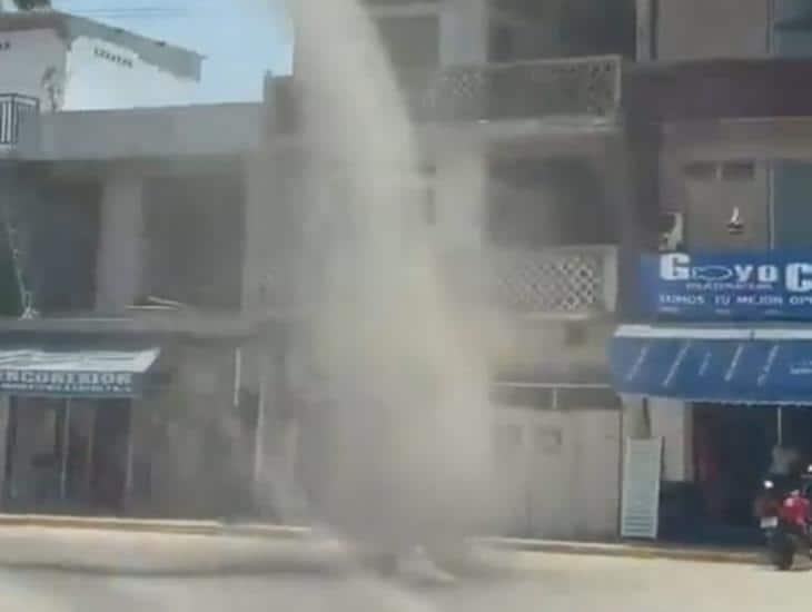 Sorprende en Las Choapas la formación de un tornado(+Video)