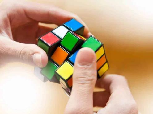 ¡Impresionante! Resuelven cubo Rubik en poco más de 3 segundos (+Video)