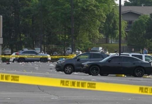 Al menos 20 personas fueron baleadas en un estacionamiento de Chicago
