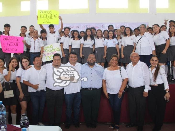 Arranca construcción de aulas para universidad Benito Juárez en Coatzintla