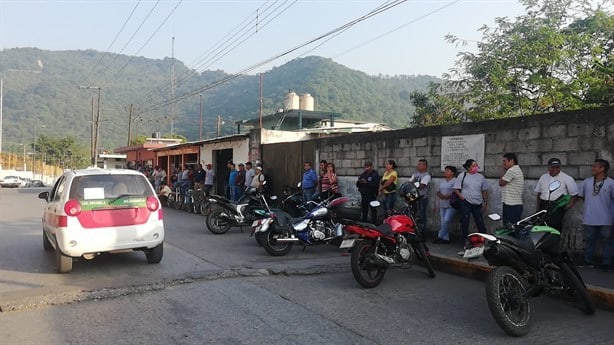 Protesta en el ingenio El Carmen por falta de pagos