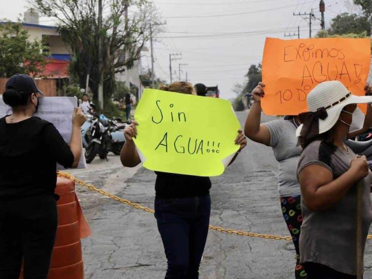 Lavanderías, cocinas, gimnasios, purificadoras, entre más afectados por falta de agua en Xalapa