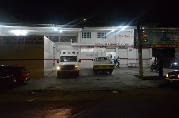 Alcoholizado sujeto cae de un segundo piso en Veracruz