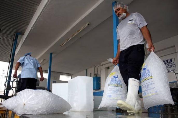 Ola de calor provocaría desabasto de hielo en México