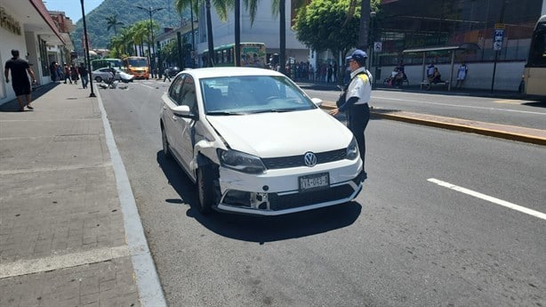 Otro choque genera caos vial en centro de Orizaba