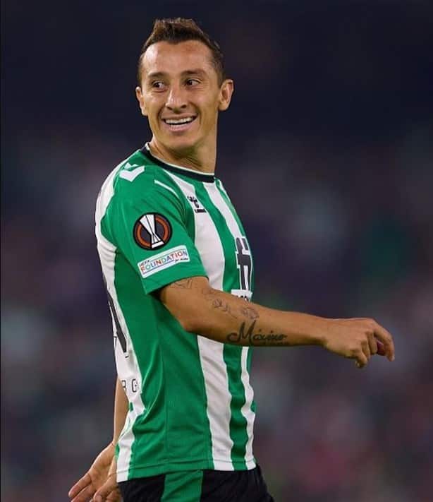 ¡Y aún está joven! Andrés Guardado seguirá en el Real Betis