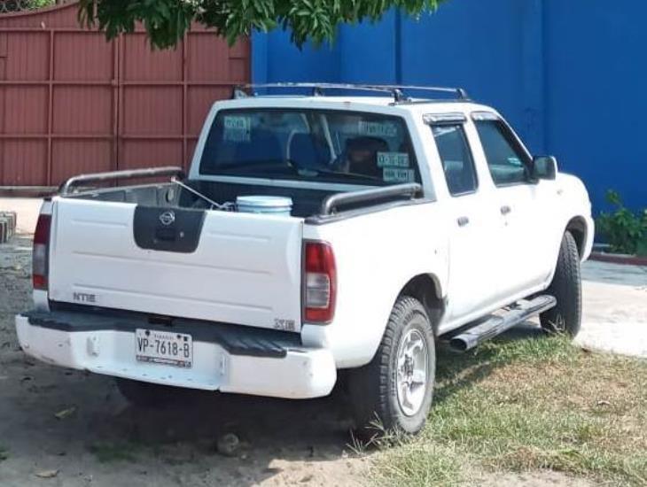 Roban camioneta en Malecón de Coatzacoalcos