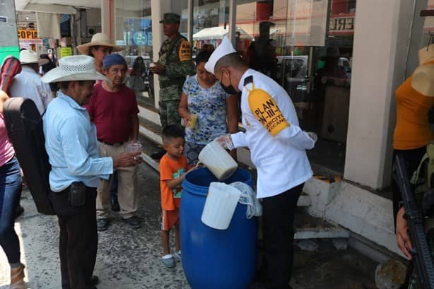 Sedena también instaló puntos de hidratación en Poza Rica