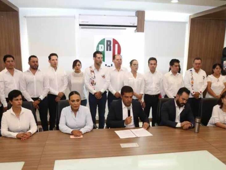 ¡Renuncia masiva! Dirigente estatal y 7 diputados abandonan el PRI en Hidalgo