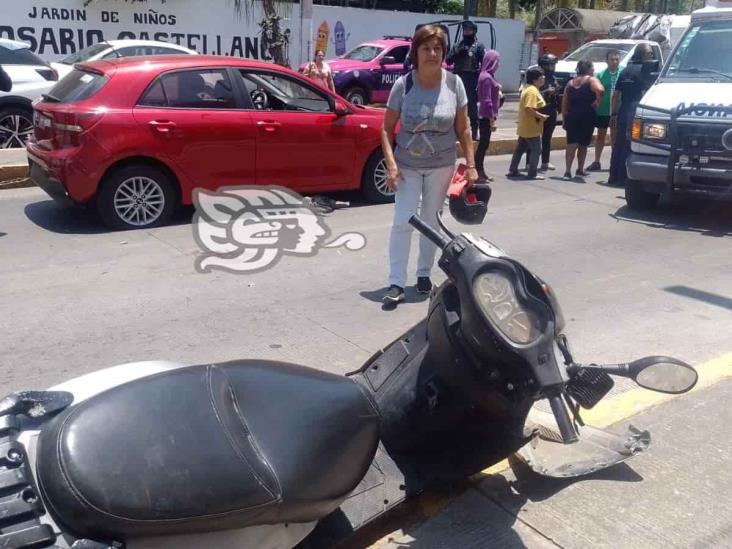 Grave, motociclista arrollada sobre avenida de Xalapa