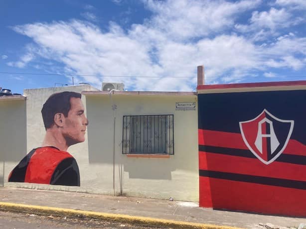 ¿Mural de Rafa Márquez en Veracruz? Artista realiza homenaje; exfutbolista reacciona en redes
