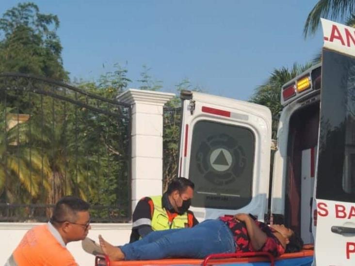 Vehículo atropella a mujer en camino Jáltipan-San Lorenzo