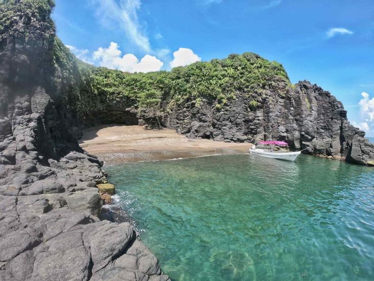 Bahía Cangrejo: donde la aventura abraza a la tranquilidad