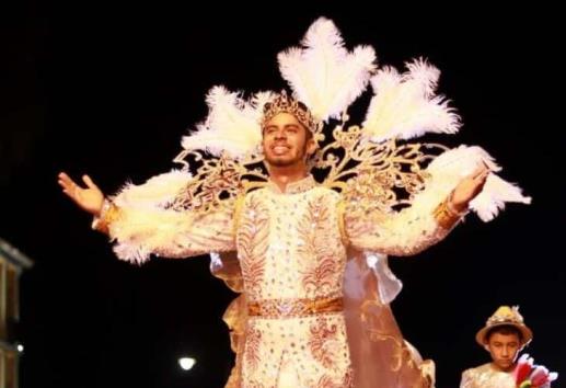 ¡Habemus rey! Coronan a Alsharami primero como soberano del Carnaval de Tlacotalpan 2023