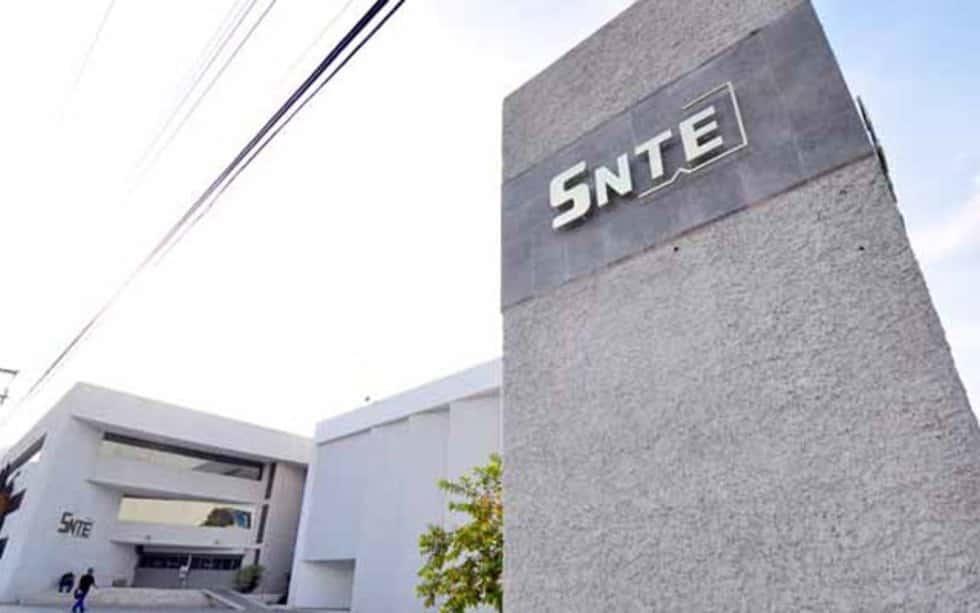 “Equipo político” del SNTE, ¿con Morena?