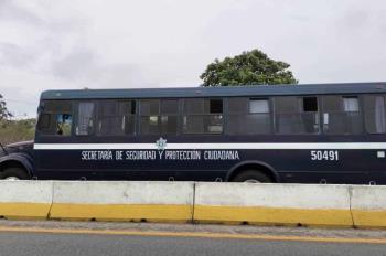Presunto comando priva de la libertad a más de 20 trabajadores de Seguridad en Chiapas