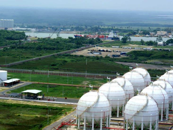 Terminal Marítima de Tuxpan mueve el 60% de combustible al centro del país