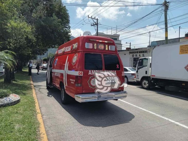 Oficial del IPAX, severamente lesionado tras ser atropellado en Orizaba