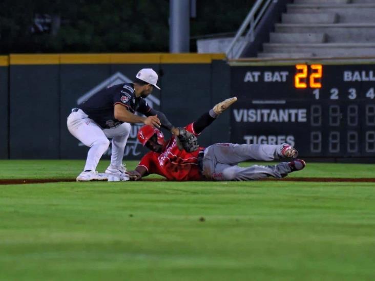 El Águila, imparable de visita; liquida la serie en Quintana Roo