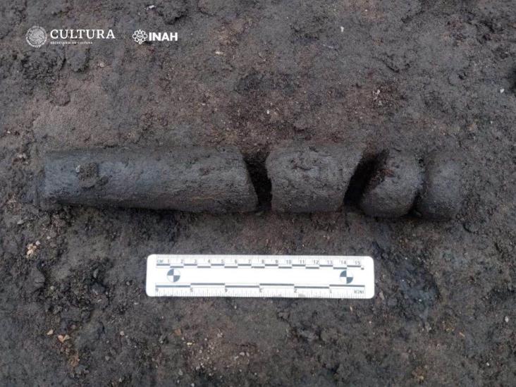 Localizan restos de antigua embarcación en lago de Chalco; tiene más de 400 años