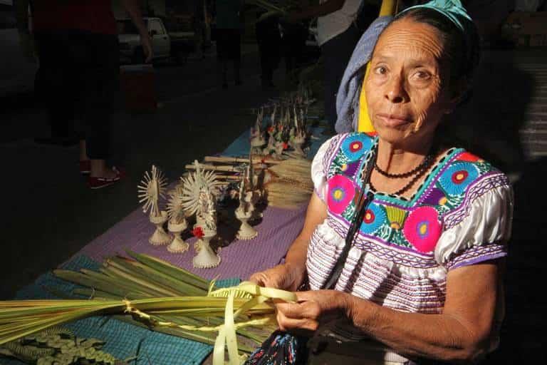 Las guardianas de la sabiduría ancestral: indígenas luchan contra la discriminación
