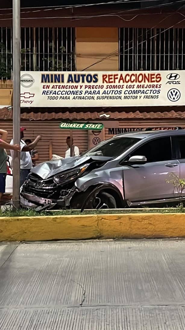 Se registra accidente múltiple en bulevar de Misantla