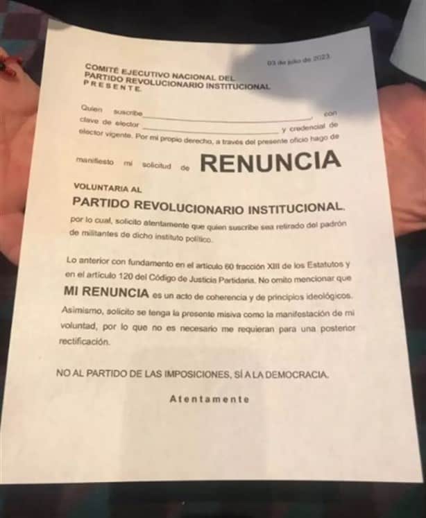 ¡Desbandada en el PRI! Osorio Chong y tres senadores renuncian al partido