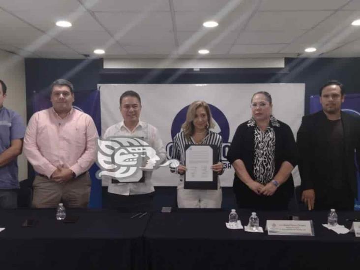 Canaco y agencias de viaje firman convenio en Orizaba