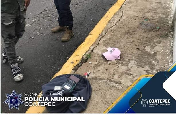 Detienen a ebrio escandaloso en Coatepec y le encuentran pistola