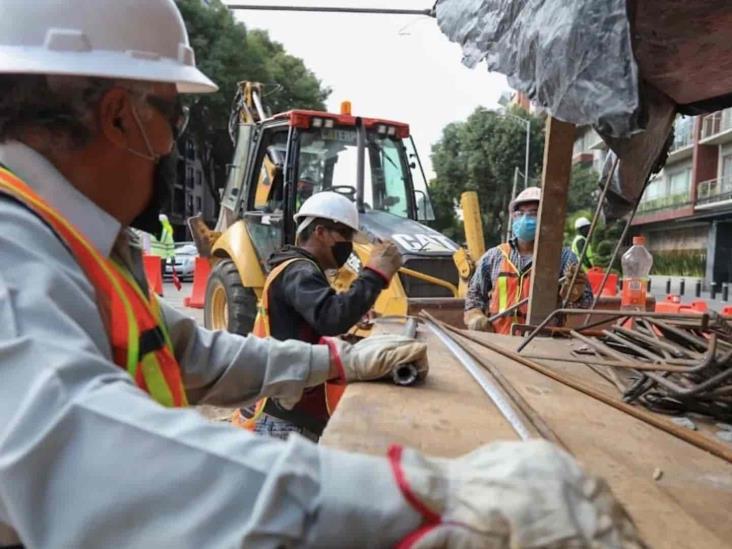 Disminuye ligeramente inversión fija bruta en abril